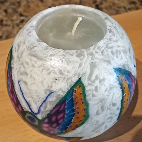 Set of 3 Candles with Metal Stand. 3 Different Beautiful Designs. - Picture 5 of 16